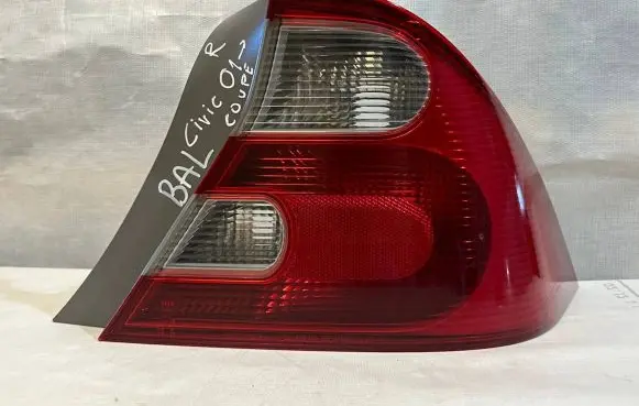 Honda Civic Rear/tail lights 2XL930400 930400