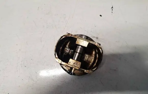 Subaru B9 Tribeca Piston 