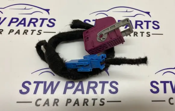 Mercedes-Benz ML W166 Seat wiring loom A0015457430