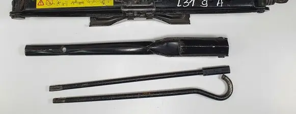 Land Rover Discovery 4 - LR4 Lift Jack 5H3217080BC
