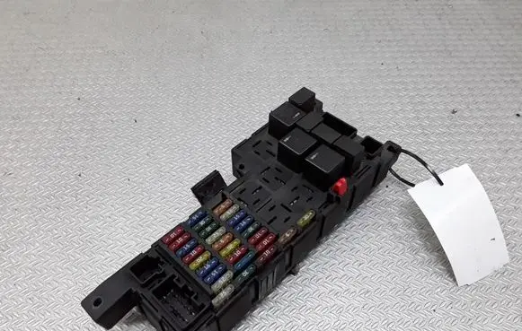 Volvo XC90 Fuse module 518785100