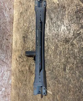 Nissan Navara D23 Bottom radiator support slam panel E622984V00
