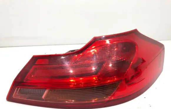 Rear/tail lights