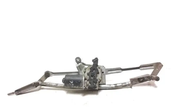 Volvo S80 Front wiper linkage and motor 8648347