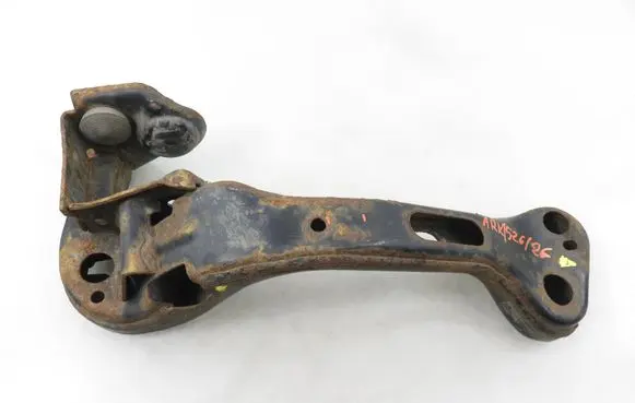 BMW X3 E83 Gearbox mounting bracket 10119018
