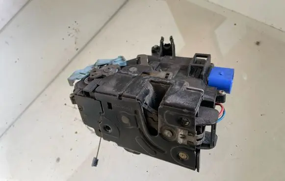 Seat Toledo III (5P) Front door lock 3D1837015 CM2192000432