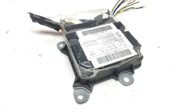 Peugeot 208 Airbag control unit/module 9823741380 A3C08602400 H026S0821D00