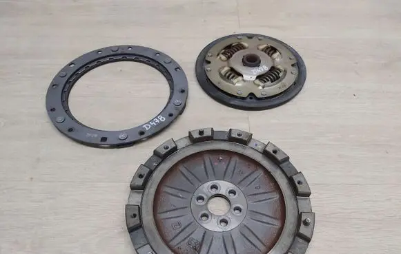 Toyota Prius (NHW20) Clutch set kit PIISPRZEGLO