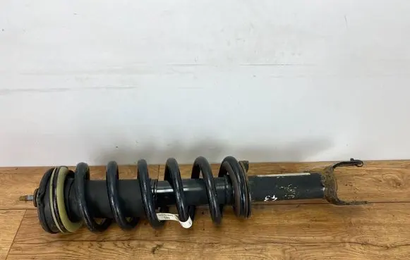 Ram 1500 DT Front shock absorber/damper 68277312AC