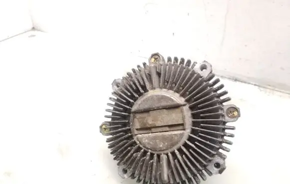 Mitsubishi L200 Viscous fan clutch 