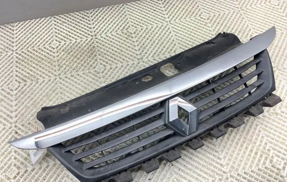 Renault Thalia II Front grill 