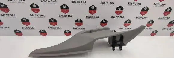 Trunk/boot lower side trim panel