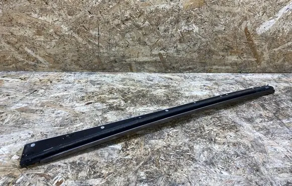 Mercedes-Benz SL R129 Front door glass trim molding 