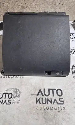 Volkswagen Golf Plus Glove box 5M1857097