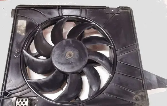 Nissan Qashqai Electric radiator cooling fan 5393199