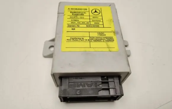 Mercedes-Benz S W220 Tire pressure control unit A0038200126