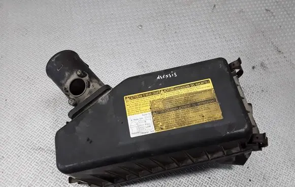 Toyota Avensis T220 Air filter box