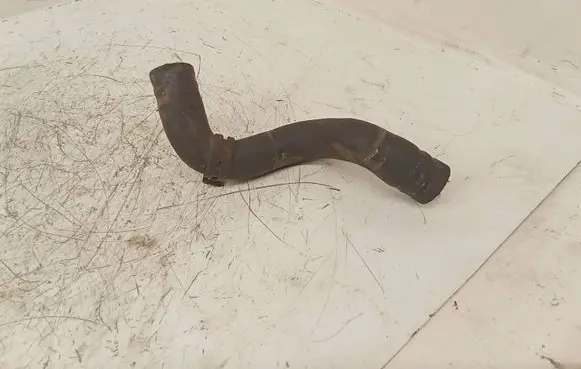BMW 5 E60 E61 Engine coolant pipe/hose 6921022