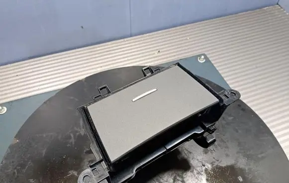 Honda Accord Glove box