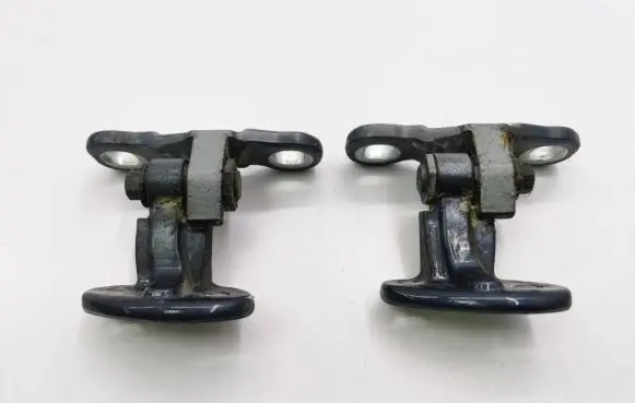 Volvo V50 Rear door hinge set 30784894 30784892