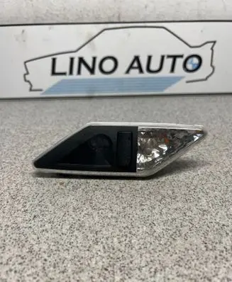 BMW 3 E46 Rear seat light 8375586