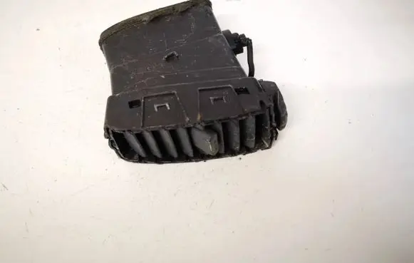Nissan Micra Dash center air vent grill 68750AX600 68750ax601
