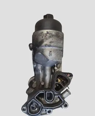 Peugeot 3008 II Oil filter mounting bracket 320003