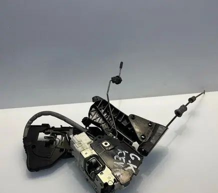 Mercedes-Benz ML AMG W164 Rear door lock 1697302535 A1697302535