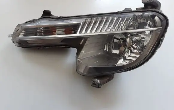 Peugeot 508 Front fog light 9670476280