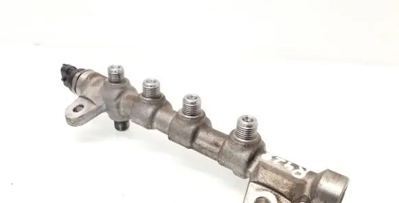 Opel Zafira C Fuel main line pipe 55576177 0445214221 488997
