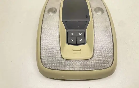Volvo XC60 Front seat light 39823162