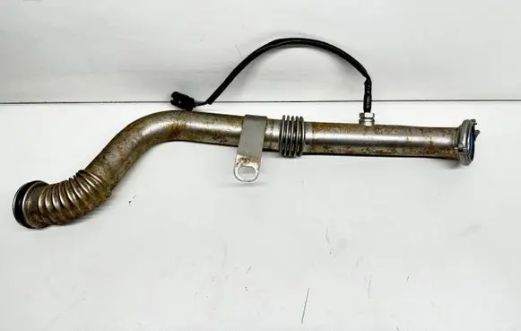 BMW 5 G30 G31 EGR valve line/pipe/hose 8576479 14171710 11718576479