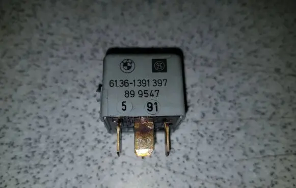 BMW 5 E34 Other relay 61361391397 899547