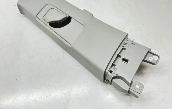 (B) pillar trim (top)
