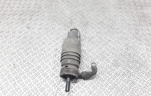 Mercedes-Benz C W203 Windscreen/windshield washer pump
