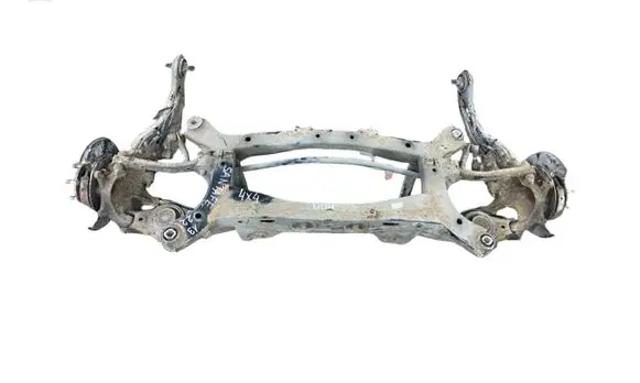 Hyundai Santa Fe Rear axle beam 
