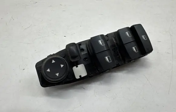 BMW 5 F10 F11 Electric window control switch 9241957