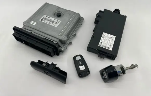 BMW 3 E90 E91 Engine ECU kit and lock set 8510221 030132903 0281016838