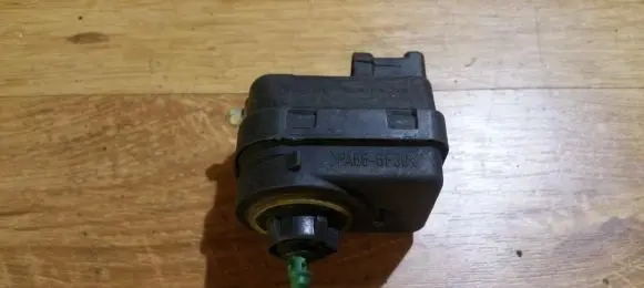 Renault Scenic II - Grand scenic II Headlight level adjustment motor 7700840141