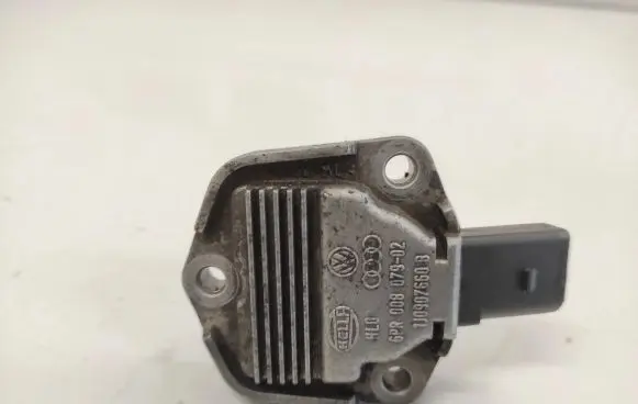Audi A4 S4 B6 8E 8H Oil level sensor 1J0907660B 00807902
