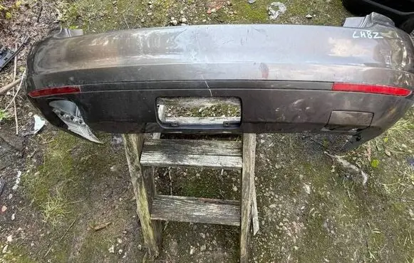 Volkswagen Golf VI Rear bumper 1K9807417 LD04A0102