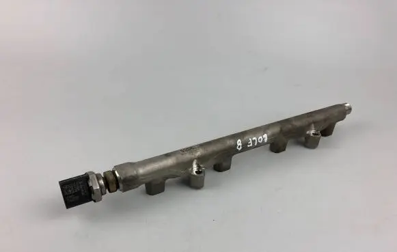 Volkswagen Golf VIII Fuel main line pipe 05E133320B