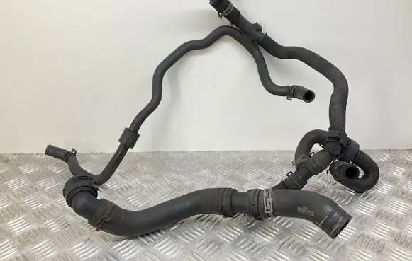 Audi Q3 8U Engine coolant pipe/hose 1K0121113A 5N0122291E 5N0122101T