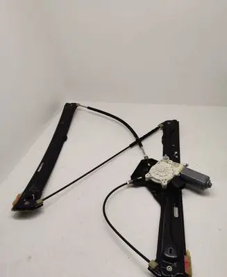 BMW X5 F15 Front door window regulator with motor 7322747