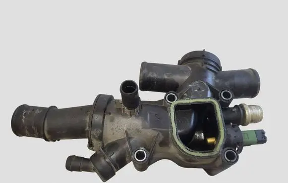 Citroen C4 I Picasso Thermostat/thermostat housing 9656182980