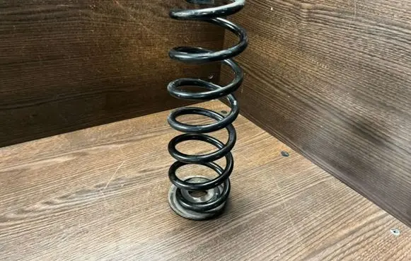 Volkswagen PASSAT B8 USA Rear coil spring 5Q0512149A CG30213033B