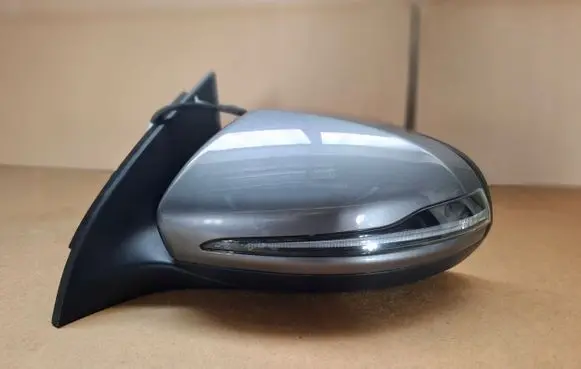 Mercedes-Benz EQA Front door electric wing mirror