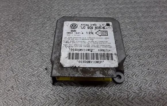 Volkswagen Golf III Airbag control unit/module 1J0909608A 5WK41541A