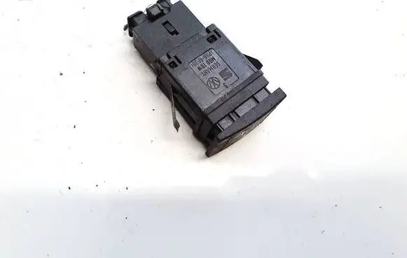 Volkswagen Polo IV 9N3 Passenger airbag on/off switch 6q0919235b
