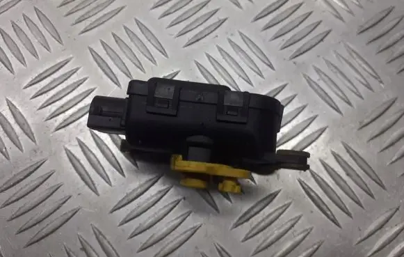Seat Toledo II (1M) Central body control module 8D2820511C
